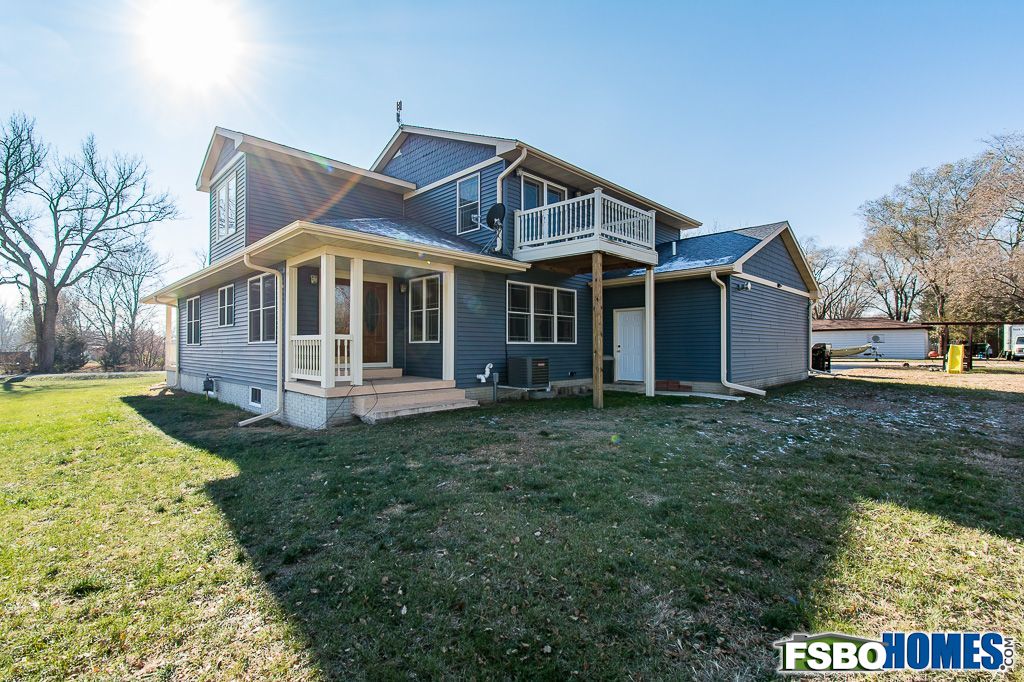 10525 Two Mile Rd, Thomson, IL 61285 Home For Sale