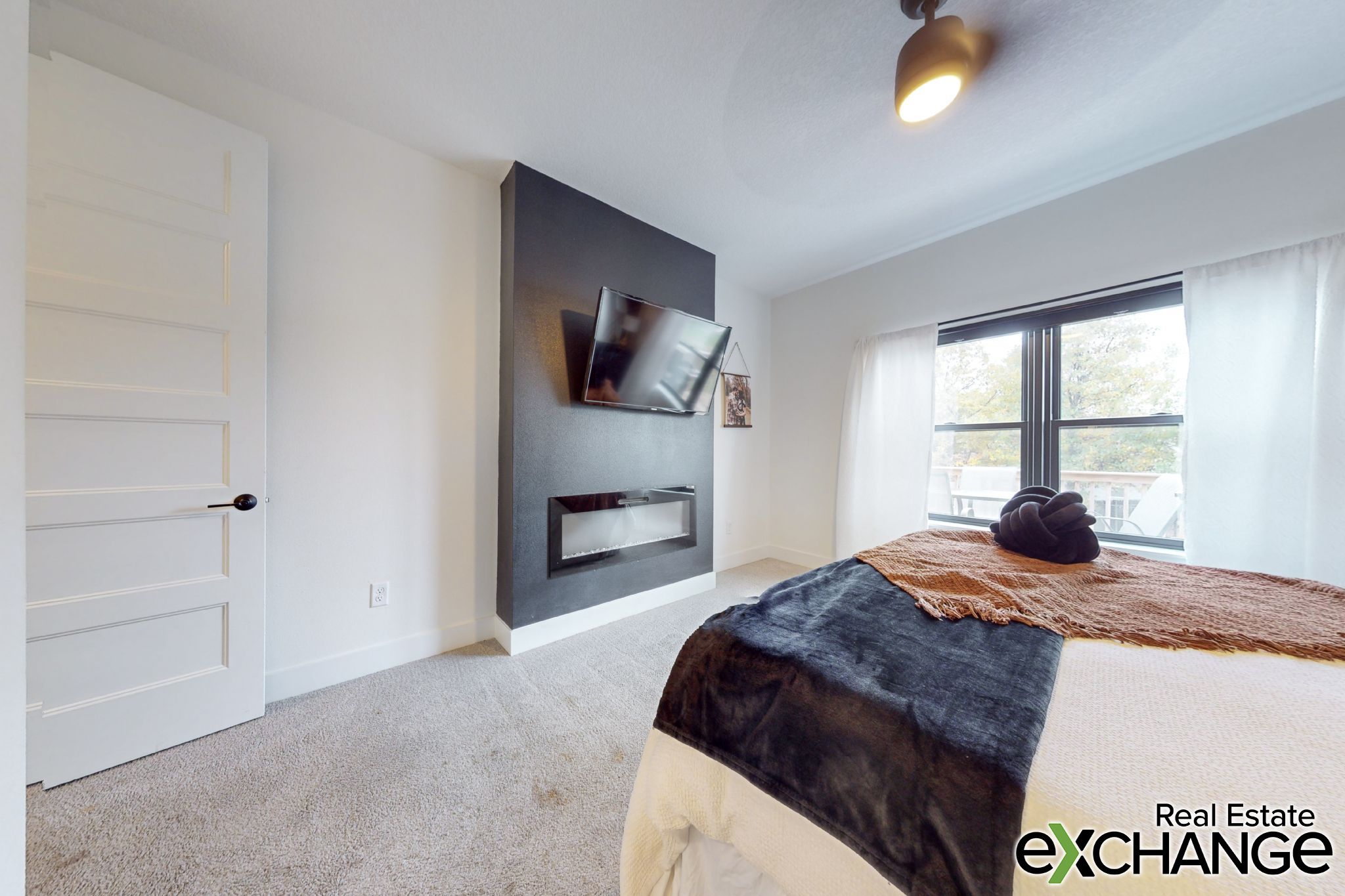 2303 Prairie Lane, Gilbertville, IA 50634 Home For Sale